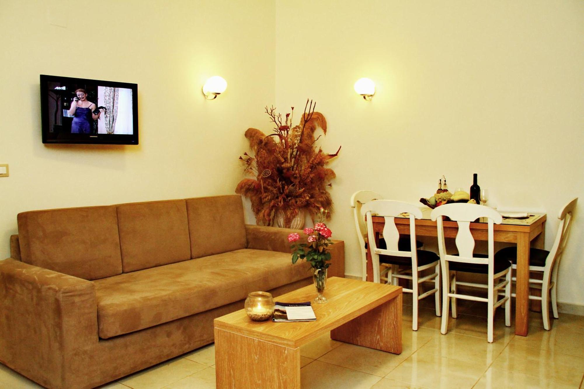 Bella Elena By Estia Aparthotel Malia  Bilik gambar